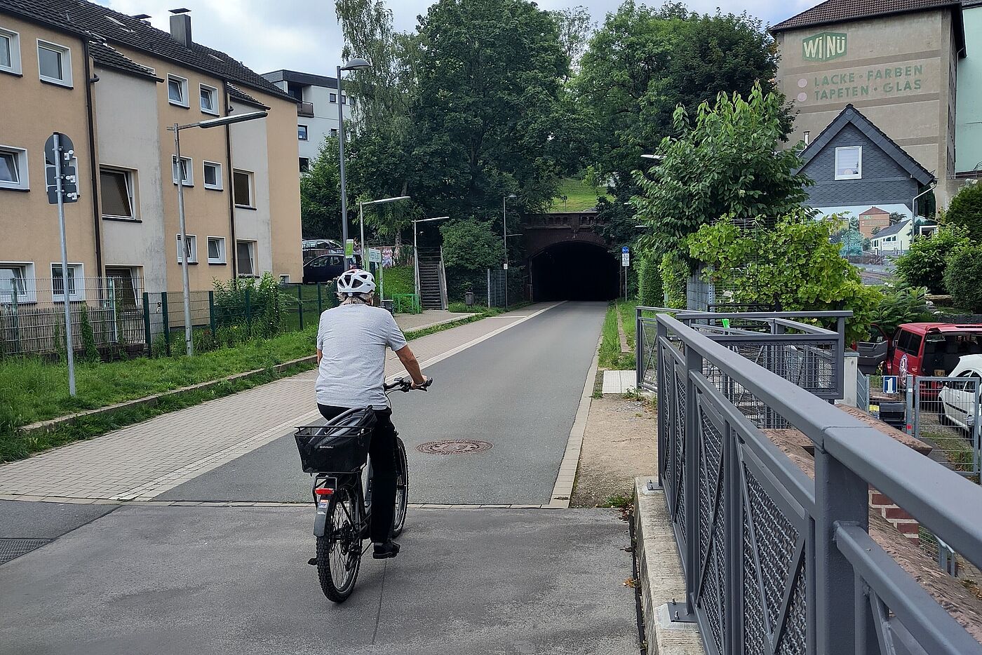 Auf der Nordbahntrasse kann abseits vom Autoverkehr sicher und entspannt Rad gefahren werden. 